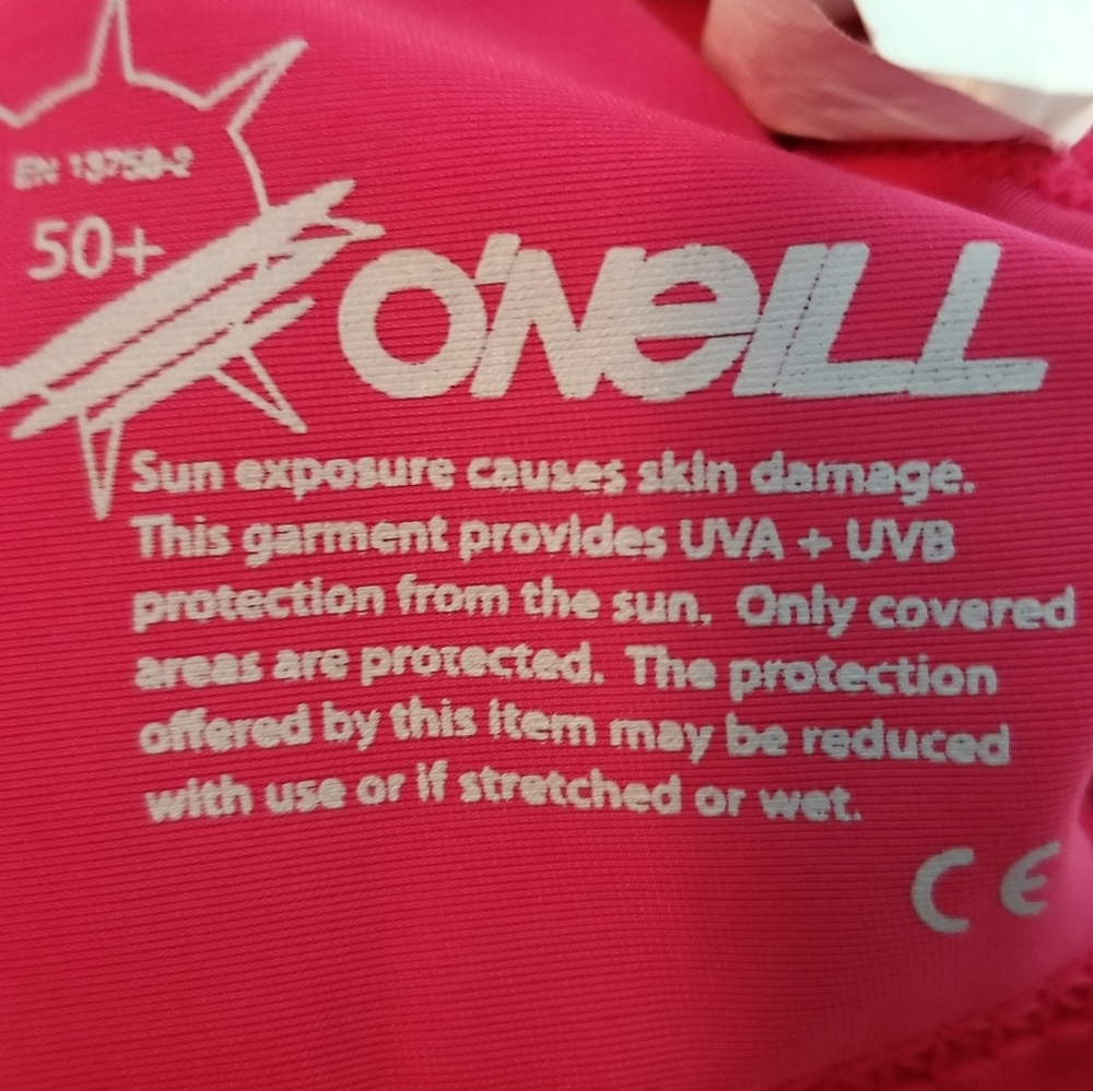 O'Neill Rashguard - Picture 3 of 5